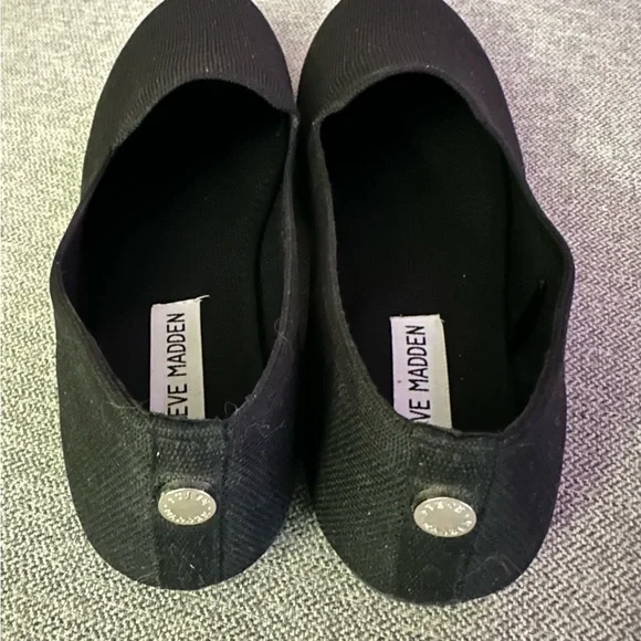 NEW Steve Madden Sabin Flats - 8 - Picture 6 of 7